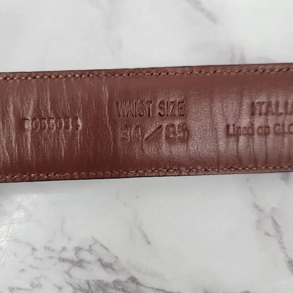 Roundtree & Yorke Brown Leather Croc Embossed Belt with Gold Toned Brass Buckle
